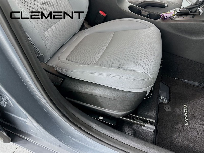 Hyundai Kona Vehicle Full-screen Gallery Image 34