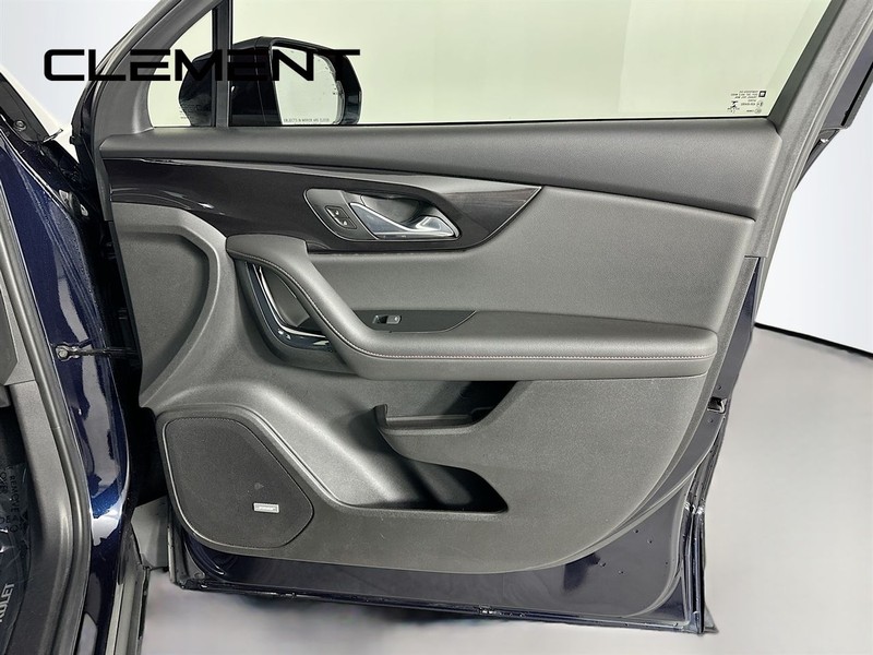 Chevrolet Blazer Vehicle Full-screen Gallery Image 36