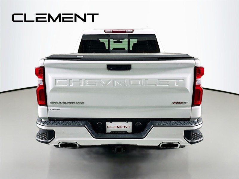 Chevrolet Silverado 1500 Vehicle Full-screen Gallery Image 8