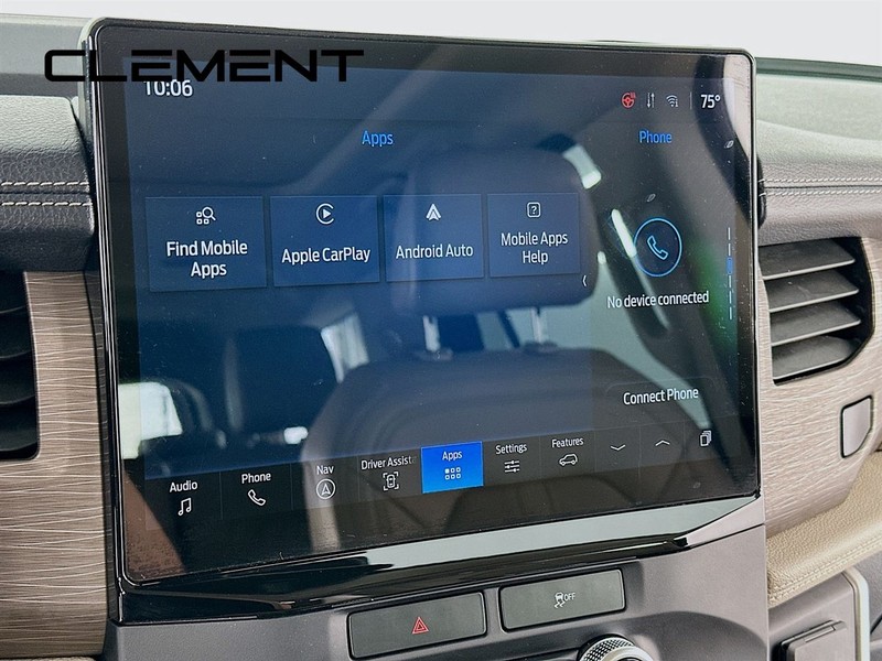 Ford Expedition Max Vehicle Full-screen Gallery Image 19