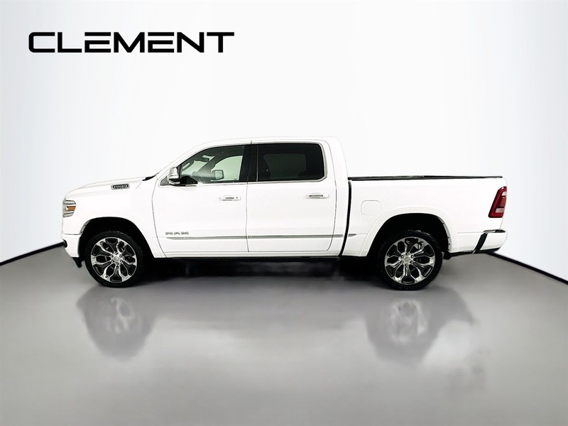 Ram 1500 Vehicle Full-screen Gallery Image 6