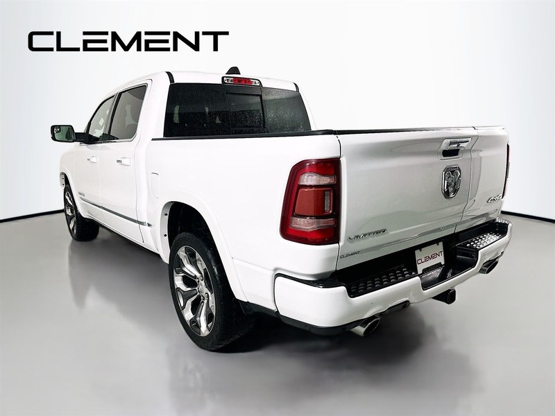Ram 1500 Vehicle Full-screen Gallery Image 10