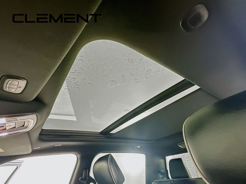Ram 1500 Vehicle Full-screen Gallery Image 24