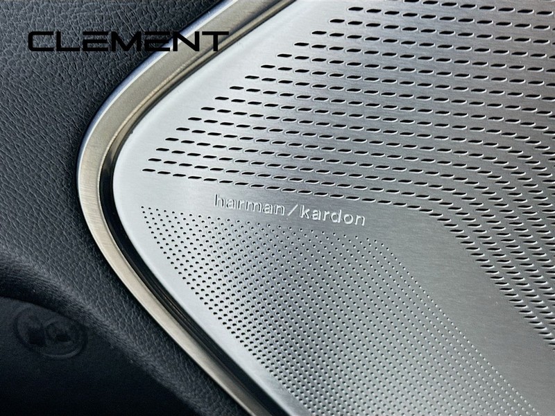 Ram 1500 Vehicle Full-screen Gallery Image 26