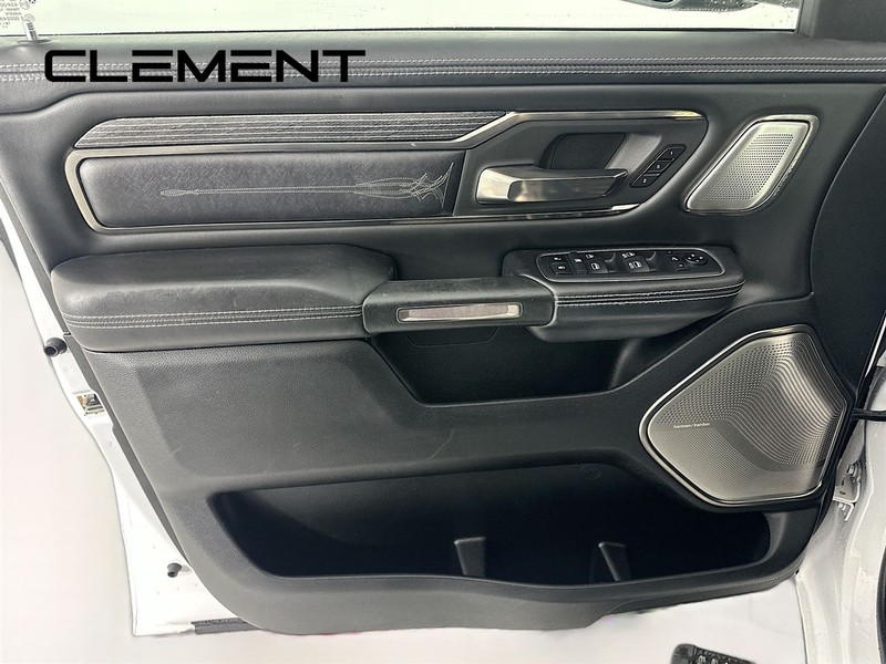 Ram 1500 Vehicle Full-screen Gallery Image 28