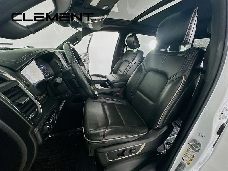 Ram 1500 Vehicle Full-screen Gallery Image 30