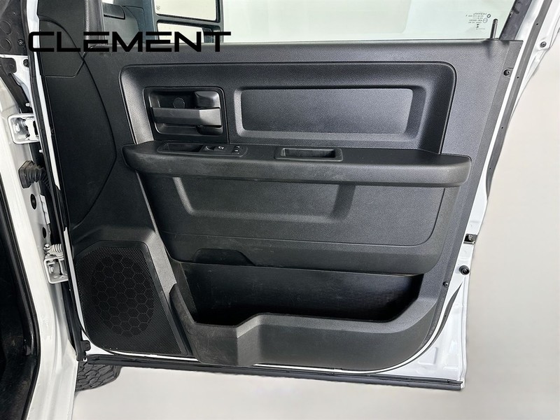 Ram 2500 Vehicle Full-screen Gallery Image 33