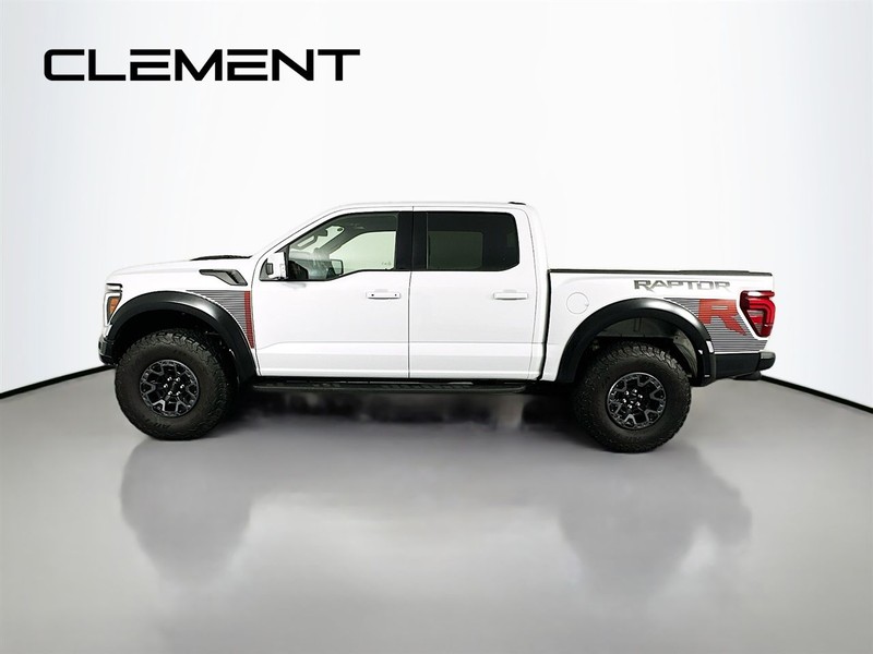 Ford F-150 Vehicle Full-screen Gallery Image 6