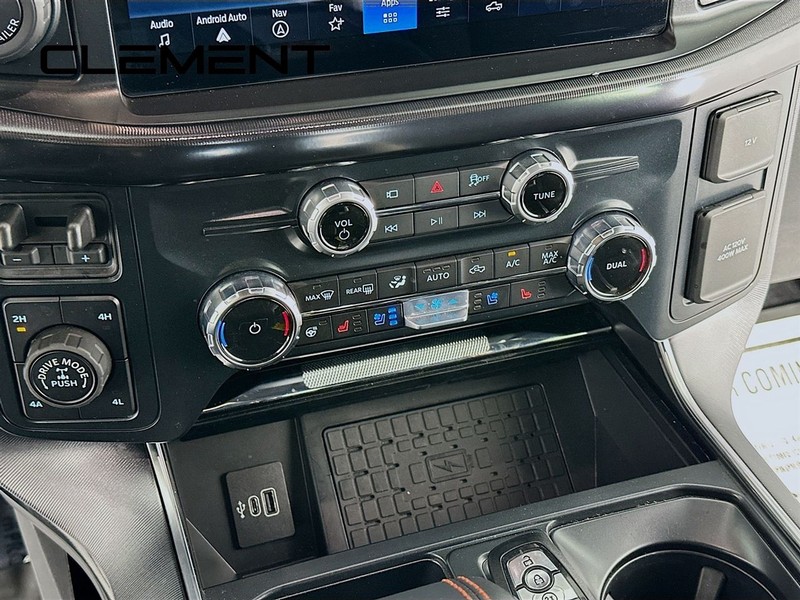 Ford F-150 Vehicle Full-screen Gallery Image 22
