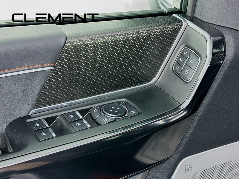 Ford F-150 Vehicle Full-screen Gallery Image 28
