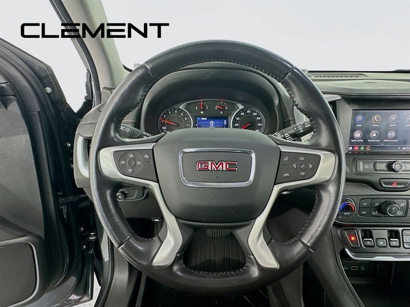 GMC Terrain Vehicle Full-screen Gallery Image 15