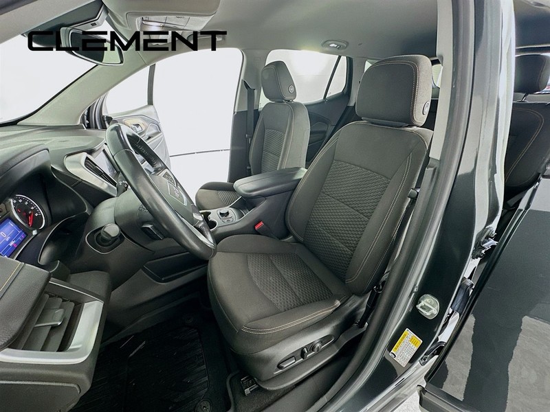 GMC Terrain Vehicle Full-screen Gallery Image 29