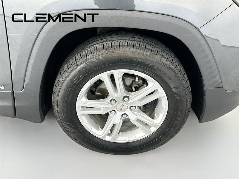 GMC Terrain Vehicle Full-screen Gallery Image 35