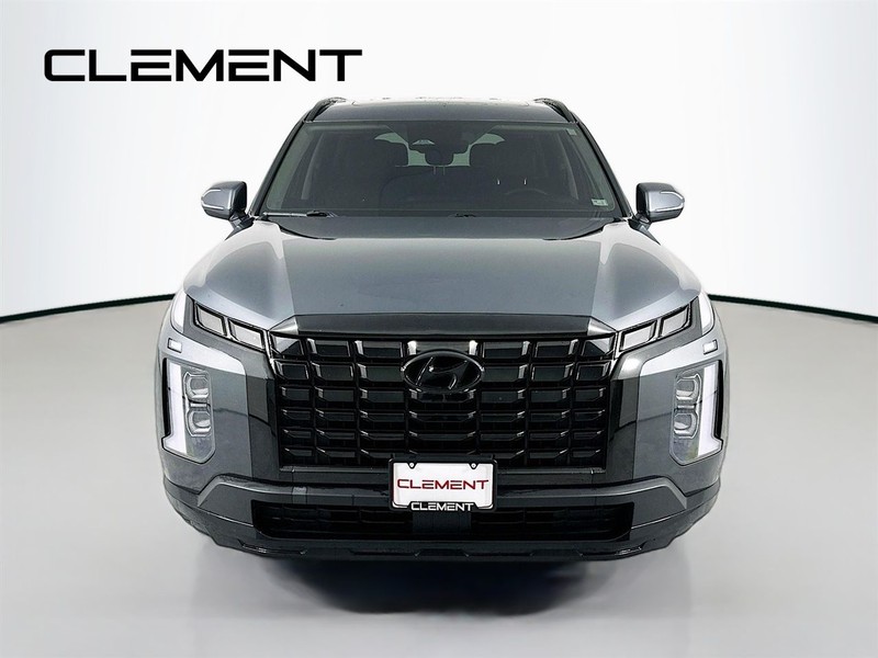 Hyundai Palisade Vehicle Full-screen Gallery Image 3