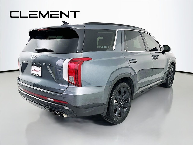 Hyundai Palisade Vehicle Full-screen Gallery Image 7