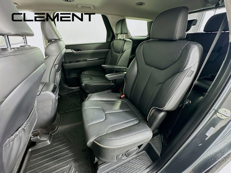 Hyundai Palisade Vehicle Full-screen Gallery Image 32
