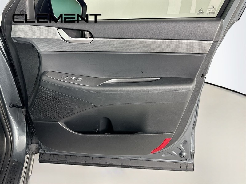 Hyundai Palisade Vehicle Full-screen Gallery Image 37