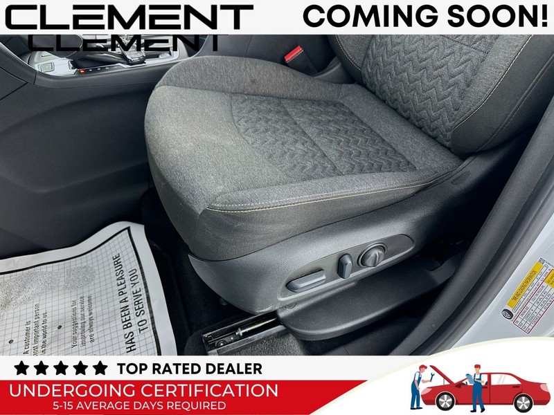 Chevrolet Equinox Vehicle Full-screen Gallery Image 28