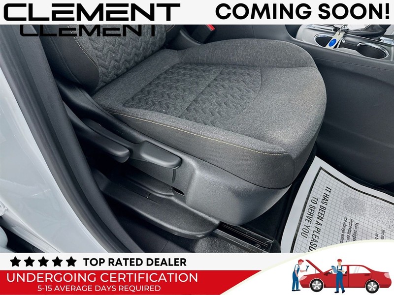 Chevrolet Equinox Vehicle Full-screen Gallery Image 32