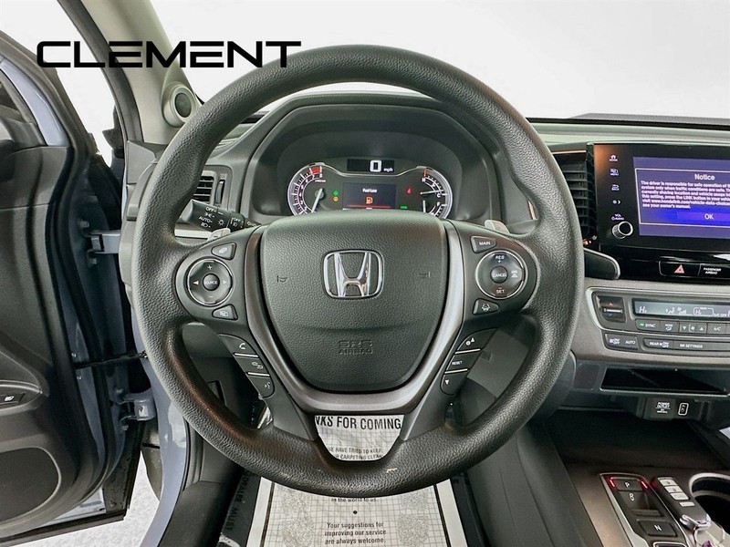 Honda Ridgeline Vehicle Full-screen Gallery Image 15