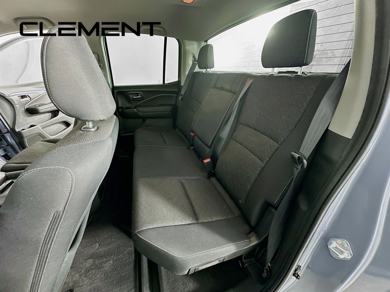 Honda Ridgeline Vehicle Full-screen Gallery Image 30
