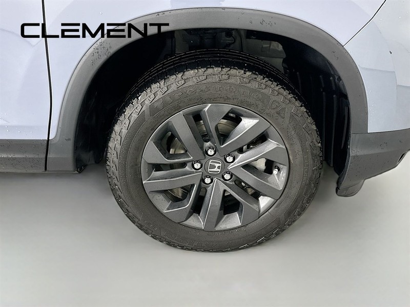 Honda Ridgeline Vehicle Full-screen Gallery Image 34