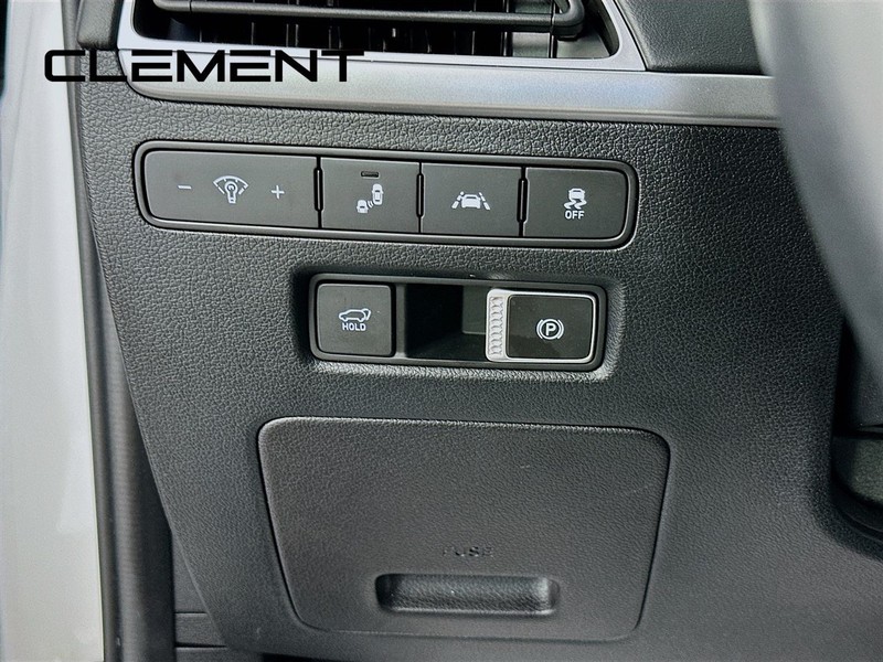 Hyundai Palisade Vehicle Full-screen Gallery Image 14