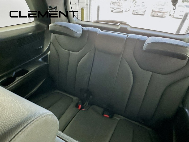 Hyundai Palisade Vehicle Full-screen Gallery Image 33