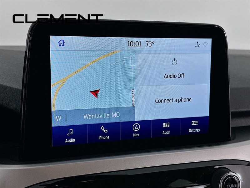 Ford Escape Vehicle Full-screen Gallery Image 18