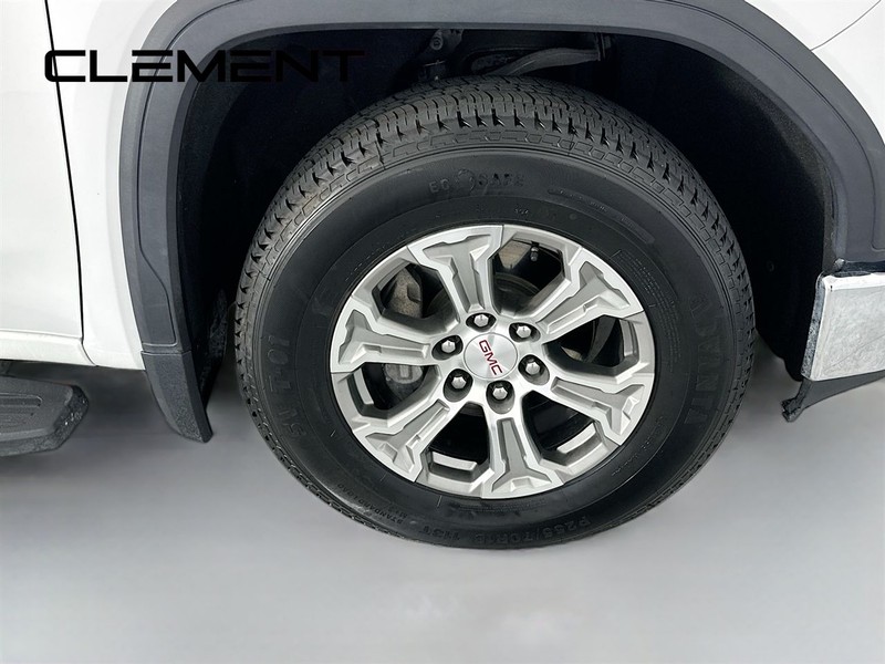 GMC Sierra 1500 Vehicle Full-screen Gallery Image 35