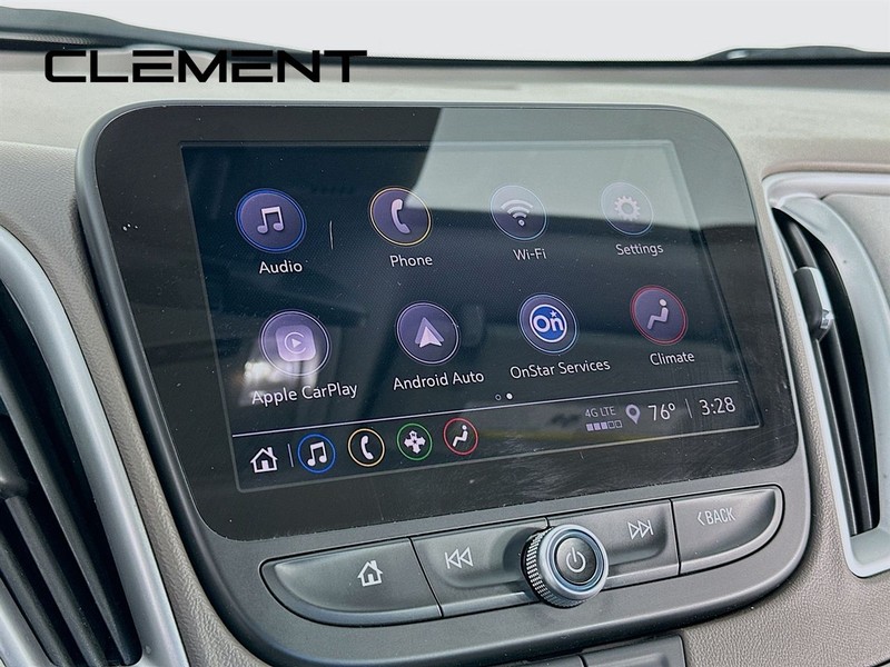 Chevrolet Malibu Vehicle Full-screen Gallery Image 19