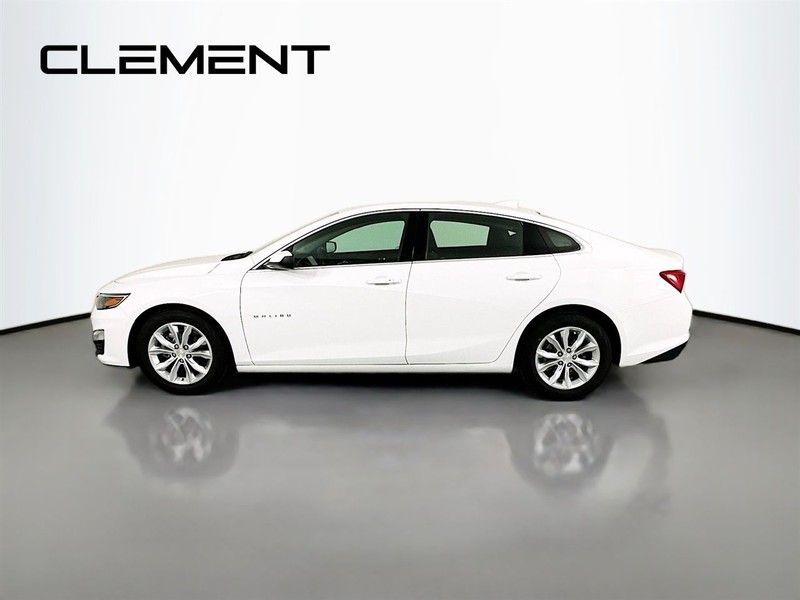 Chevrolet Malibu Vehicle Full-screen Gallery Image 06