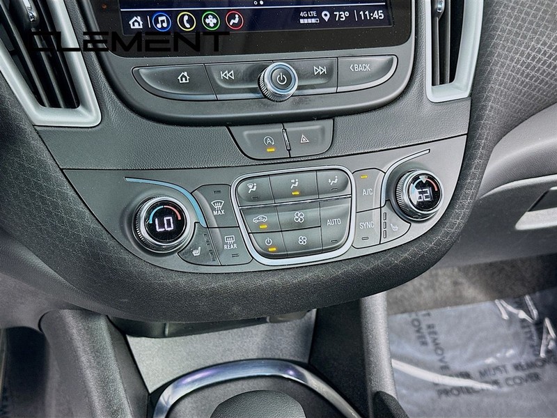 Chevrolet Malibu Vehicle Full-screen Gallery Image 22