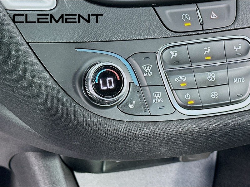 Chevrolet Malibu Vehicle Full-screen Gallery Image 23