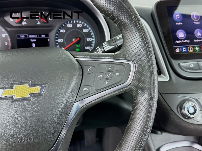 Chevrolet Malibu Vehicle Full-screen Gallery Image 17