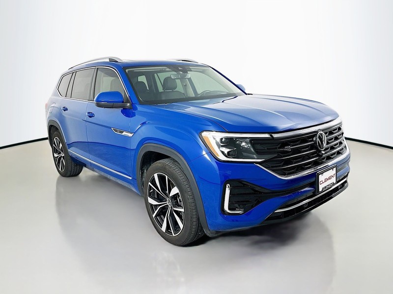 Volkswagen Atlas Vehicle Full-screen Gallery Image 3