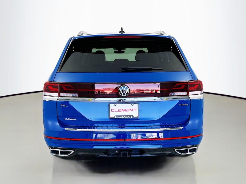 Volkswagen Atlas Vehicle Full-screen Gallery Image 6