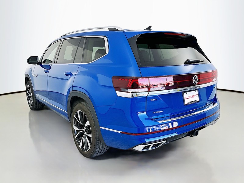 Volkswagen Atlas Vehicle Full-screen Gallery Image 7