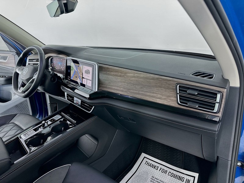 Volkswagen Atlas Vehicle Full-screen Gallery Image 31