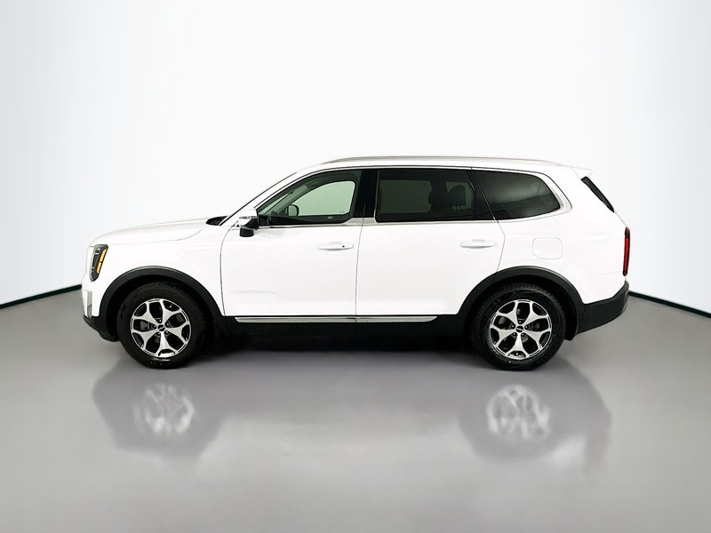 Kia Telluride Vehicle Full-screen Gallery Image 4