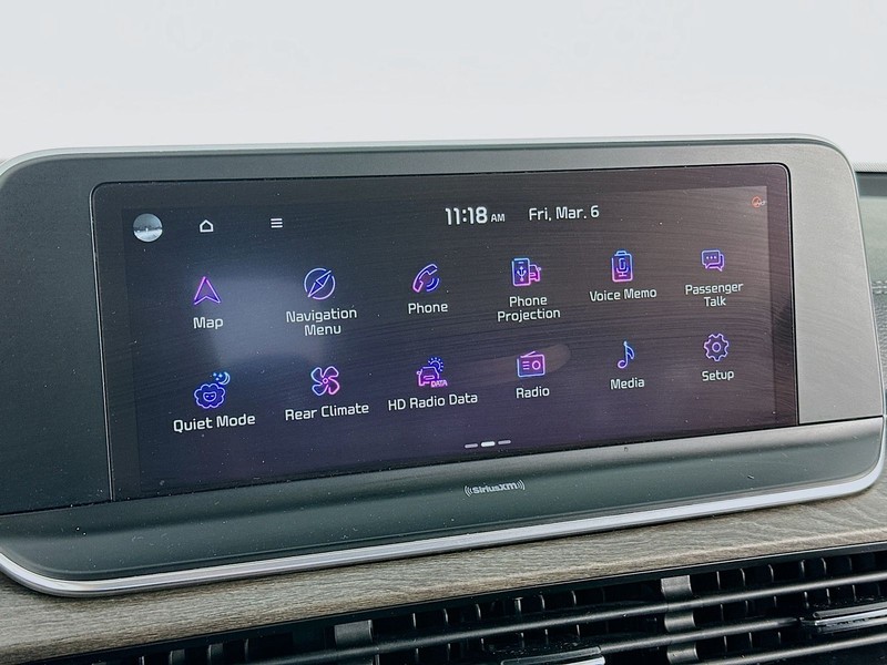 Kia Telluride Vehicle Full-screen Gallery Image 15