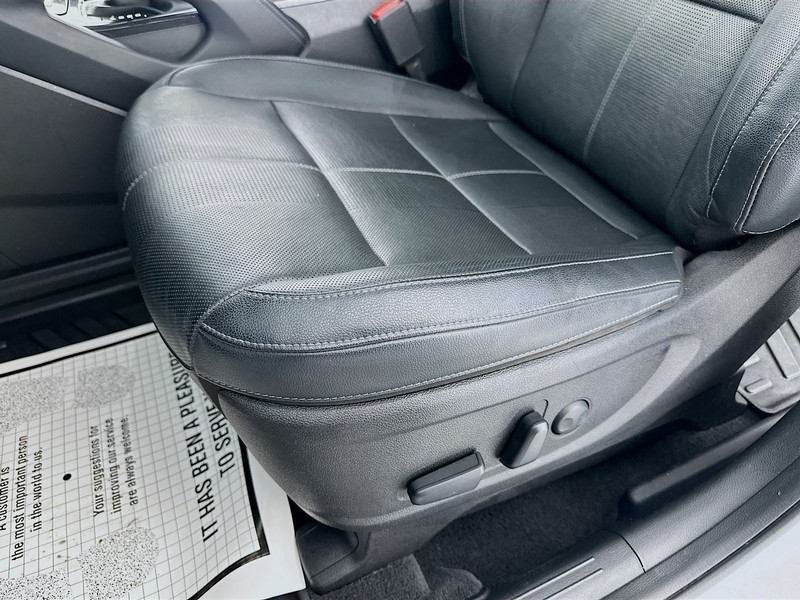 Kia Telluride Vehicle Full-screen Gallery Image 23