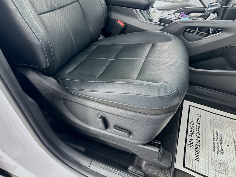 Kia Telluride Vehicle Full-screen Gallery Image 29