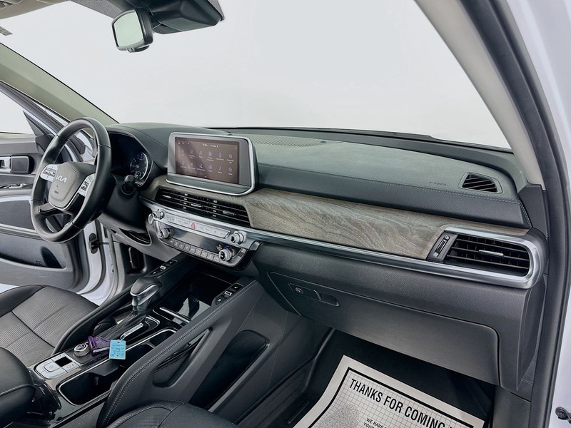 Kia Telluride Vehicle Full-screen Gallery Image 30