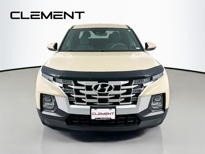 Hyundai Santa Cruz Vehicle Full-screen Gallery Image 3