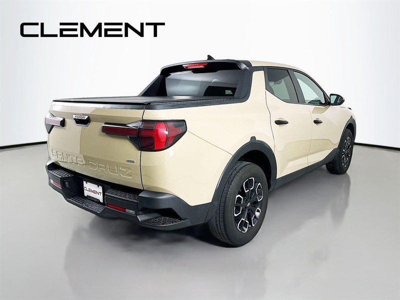 Hyundai Santa Cruz Vehicle Full-screen Gallery Image 7