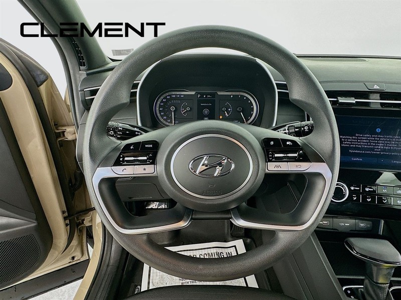 Hyundai Santa Cruz Vehicle Full-screen Gallery Image 15