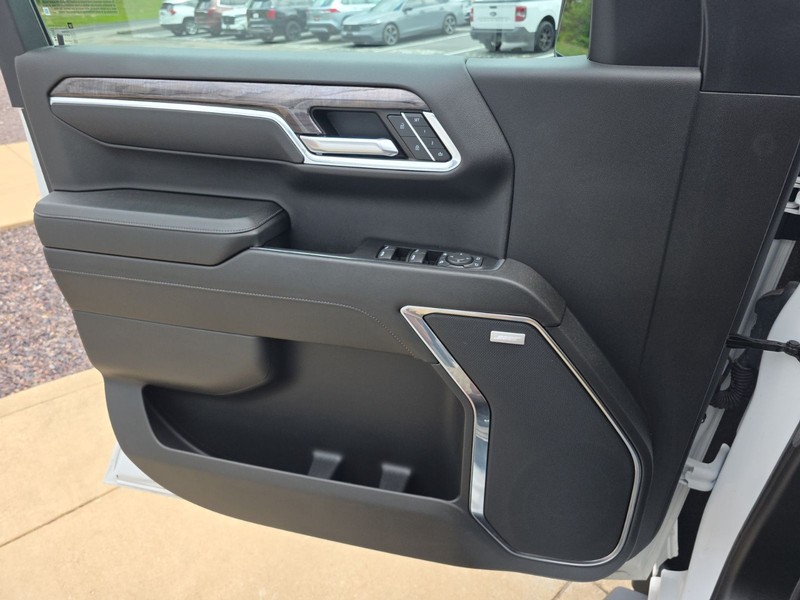 Chevrolet Silverado 1500 Vehicle Image 21