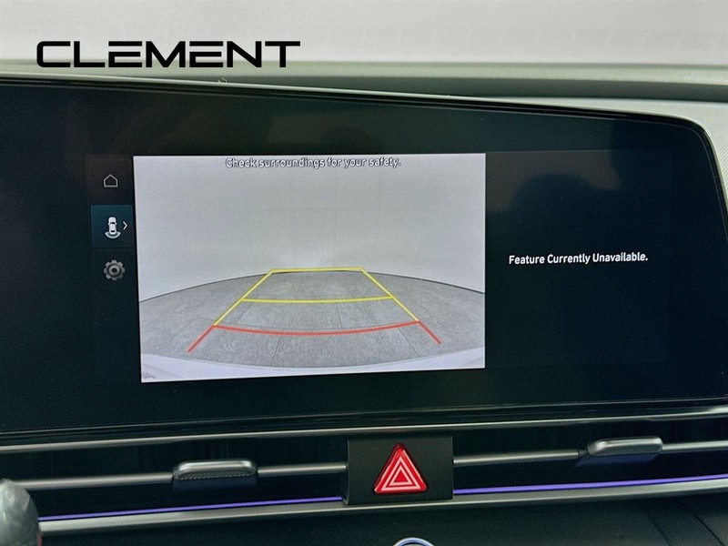 Hyundai Elantra Vehicle Image 20