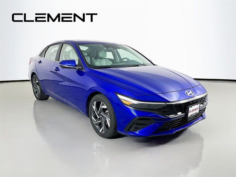 Hyundai Elantra Vehicle Image 05